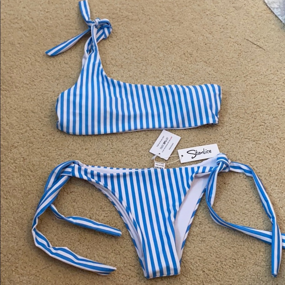 ADORABLE Blue and white bikini!